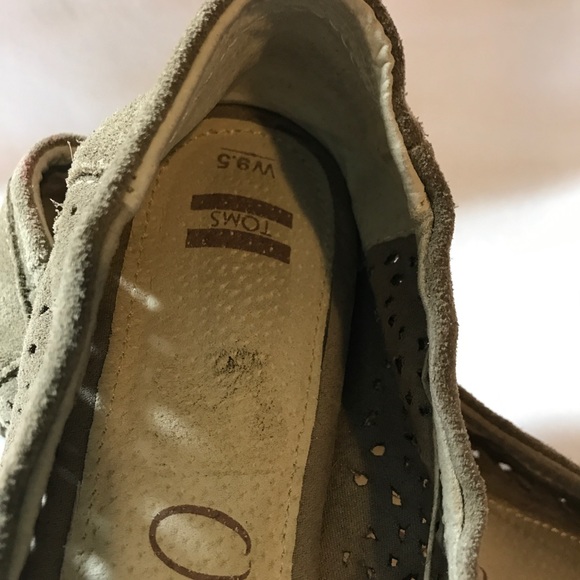 Toms ballet flats size 9.5 - Picture 2 of 6